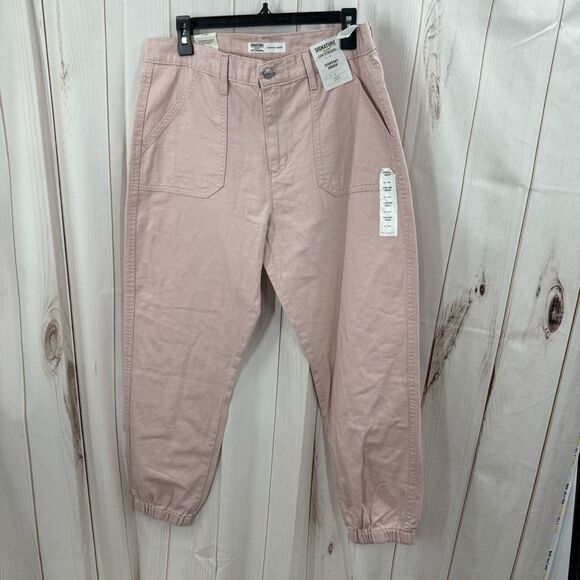 Levi’s Women’s 12/31 Pink Jogger Jeans New - Picture 1 of 6